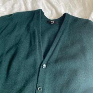 Uniqlo dark green cardigan